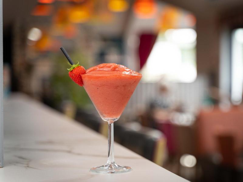 Dinner, Duvet & Daiquiri